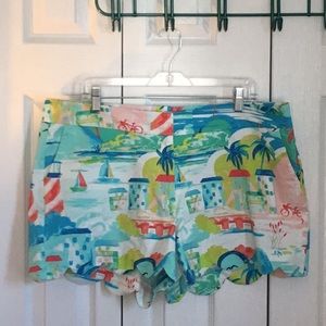 Crown & Ivy FUN shorts!